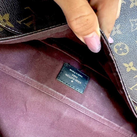 Authentic Louis Vuitton Messenger Bag - Picture 6 of 6